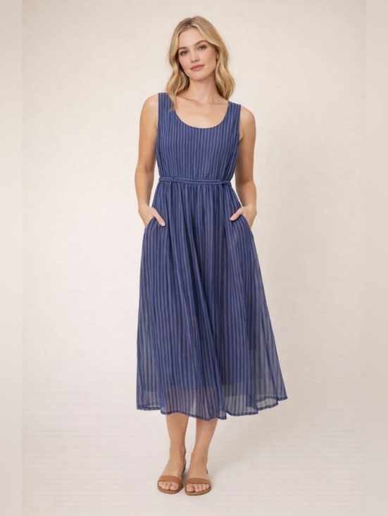 Dresses & Skirts - Nwt Boutique Layered Soft Indigo Blue Striped Sleeveless Midi Dress